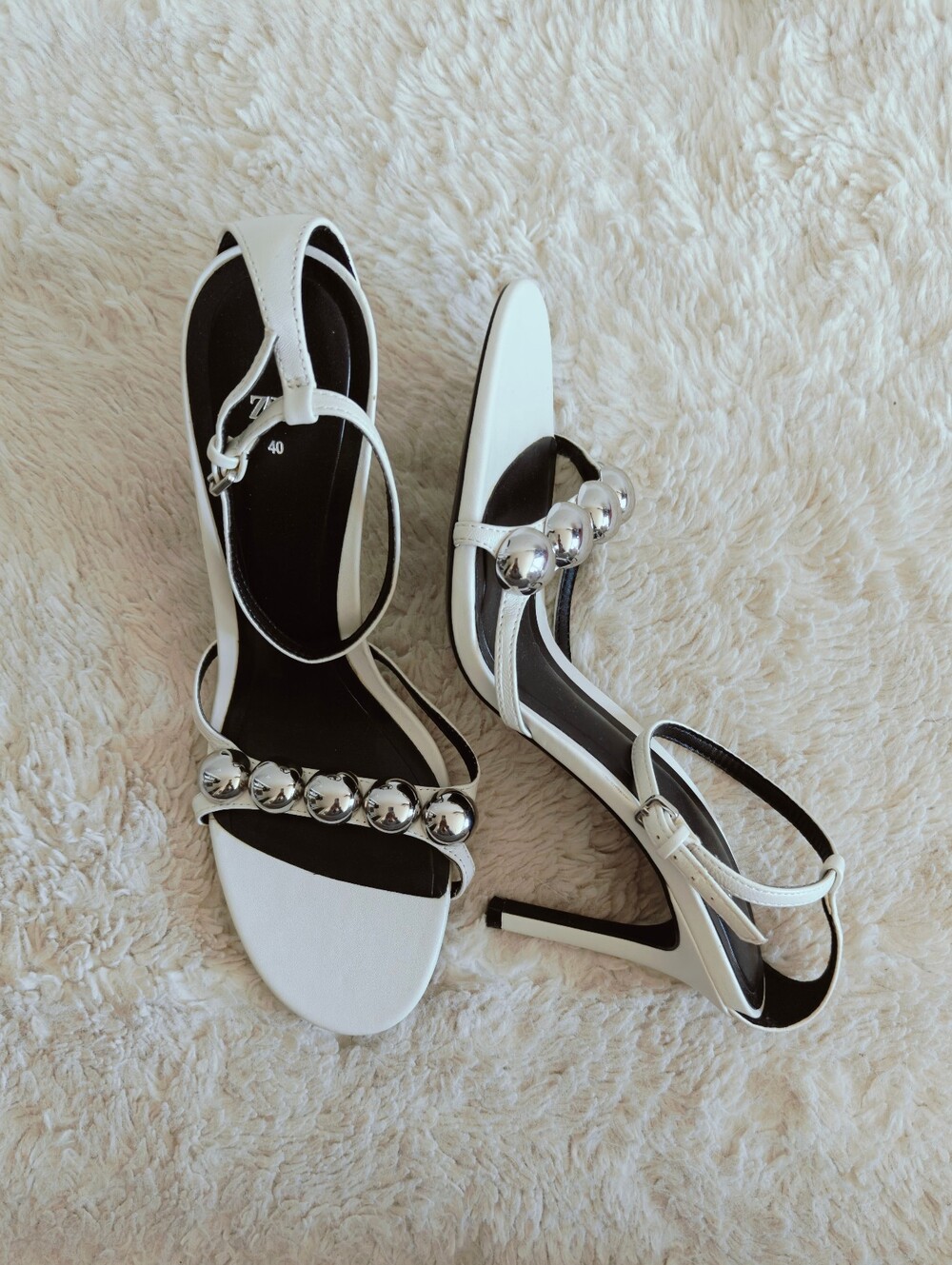 Zara White Leather Ankle Strap Sandals US 9 Silver Ball Stud Sphere Dome Heels